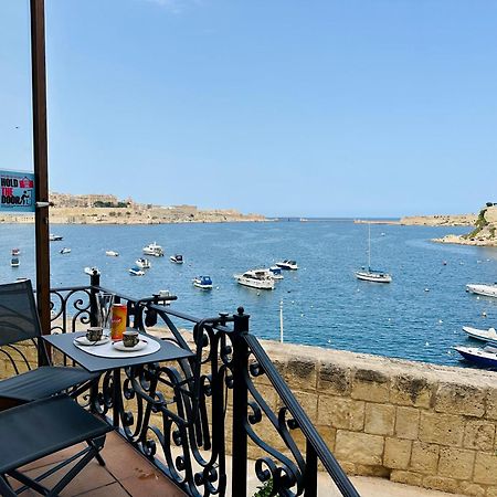 Seagull Birgu - Waterfront Home Екстериор снимка