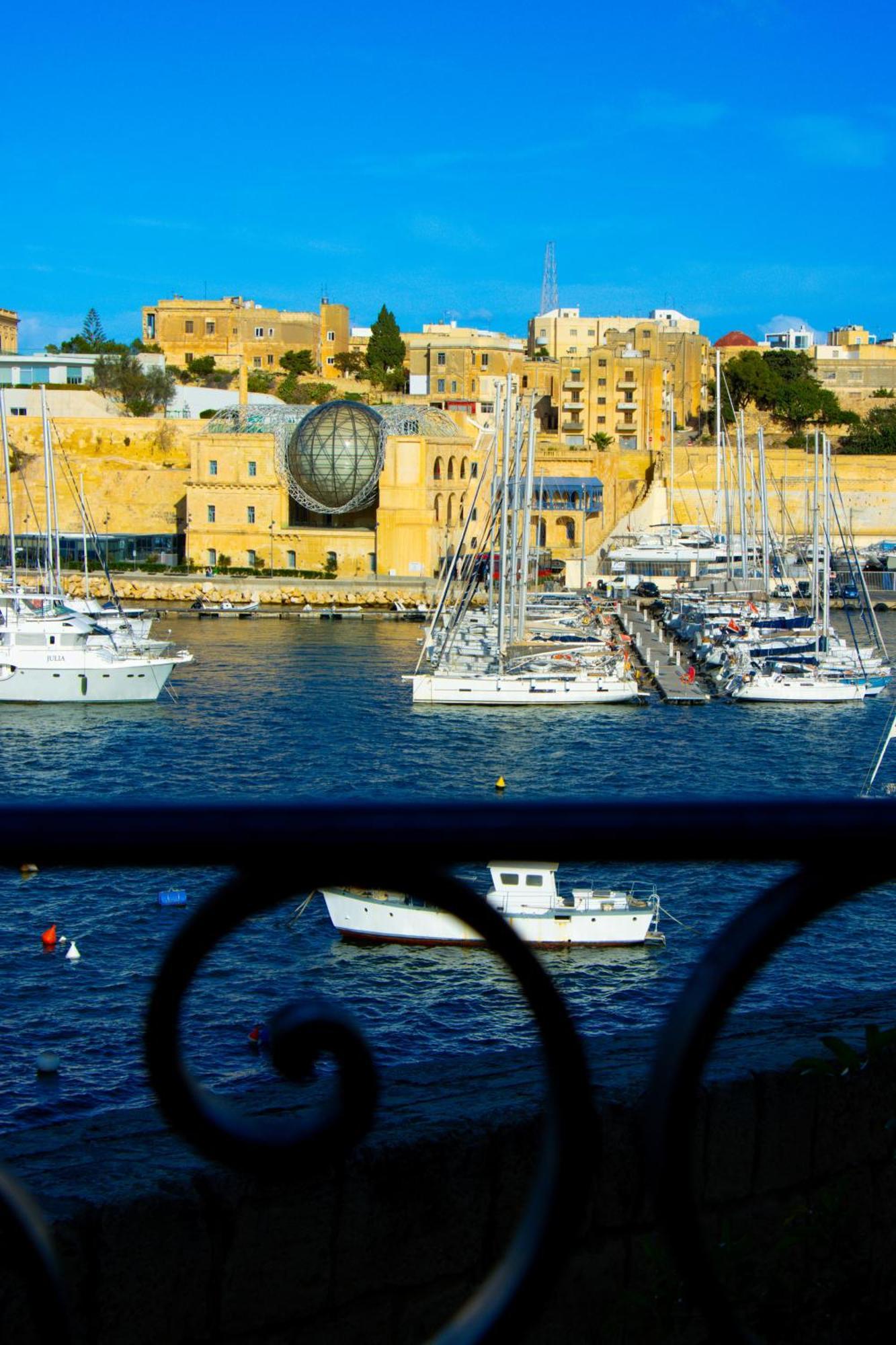 Seagull Birgu - Waterfront Home Екстериор снимка