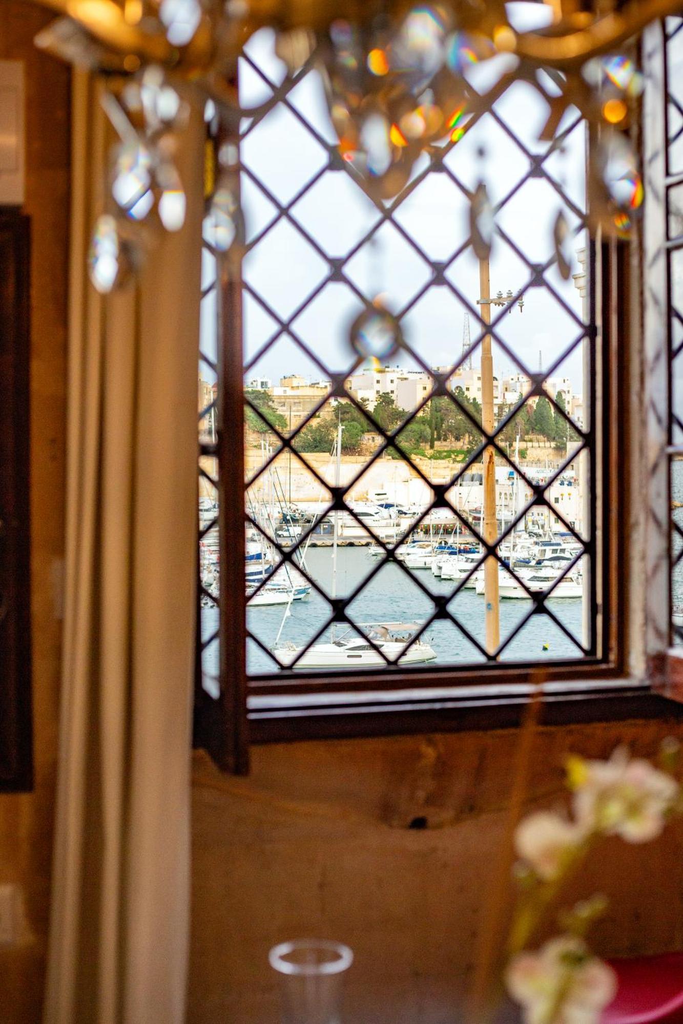 Seagull Birgu - Waterfront Home Екстериор снимка